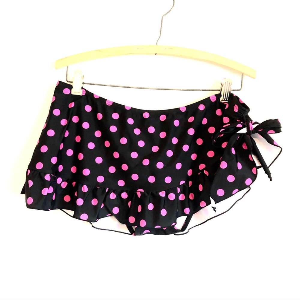 Smart & Sexy Polka Dot Bikini Skirt - Picture 8 of 8